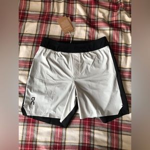 On Running Glacier 5” Lightweight Shorts Size Small